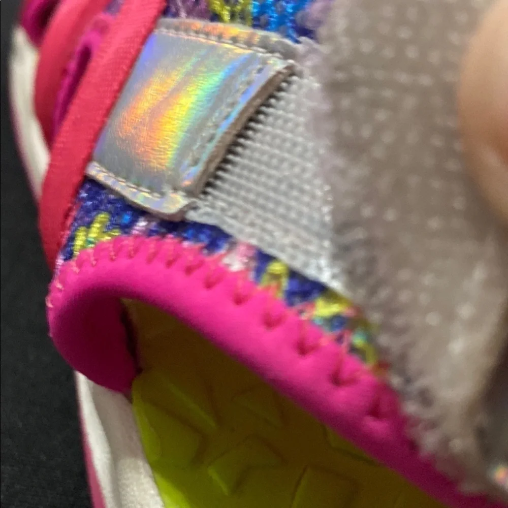 LANDS END GIRLS SIZE 3‎ MULTICOLOR SANDALS WATER SHOES with HOOK AND LOOP Straps